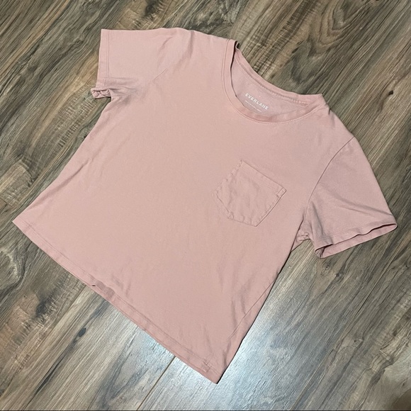Everlane Tops - Everlane Box-Cut Pocket T-Shirt